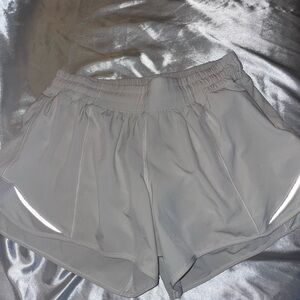 Lululemon Hotty Hot Shorts Size 6